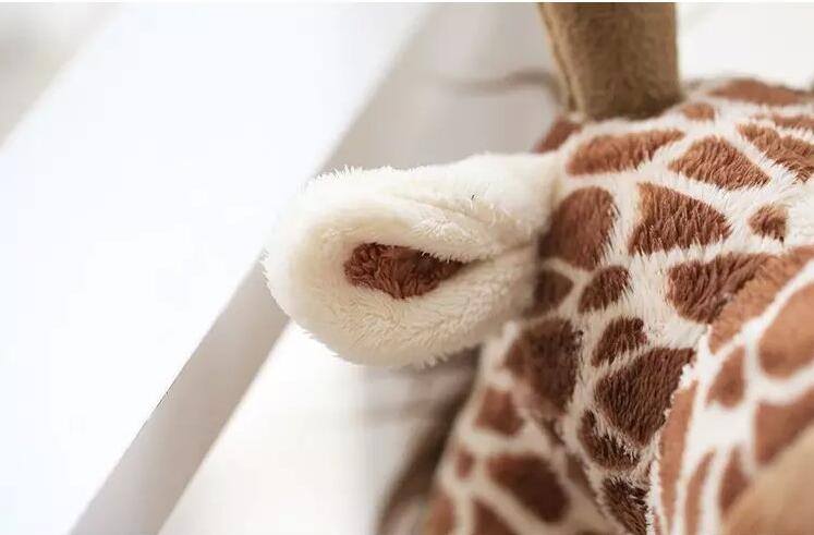 Friendly Plush Giraffe - MyShoppingSpot